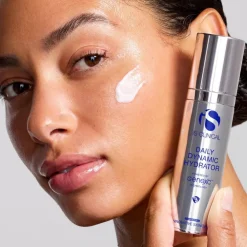 iS Clinical Ansiktskrem|Daily Dynamic Hydrator