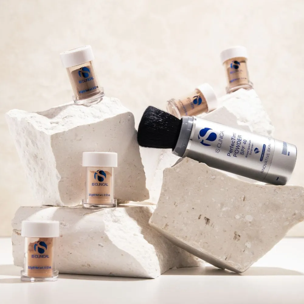 iS Clinical Med Solfaktor|Sol Og Selvbruning|PerfecTint Powder SPF 40