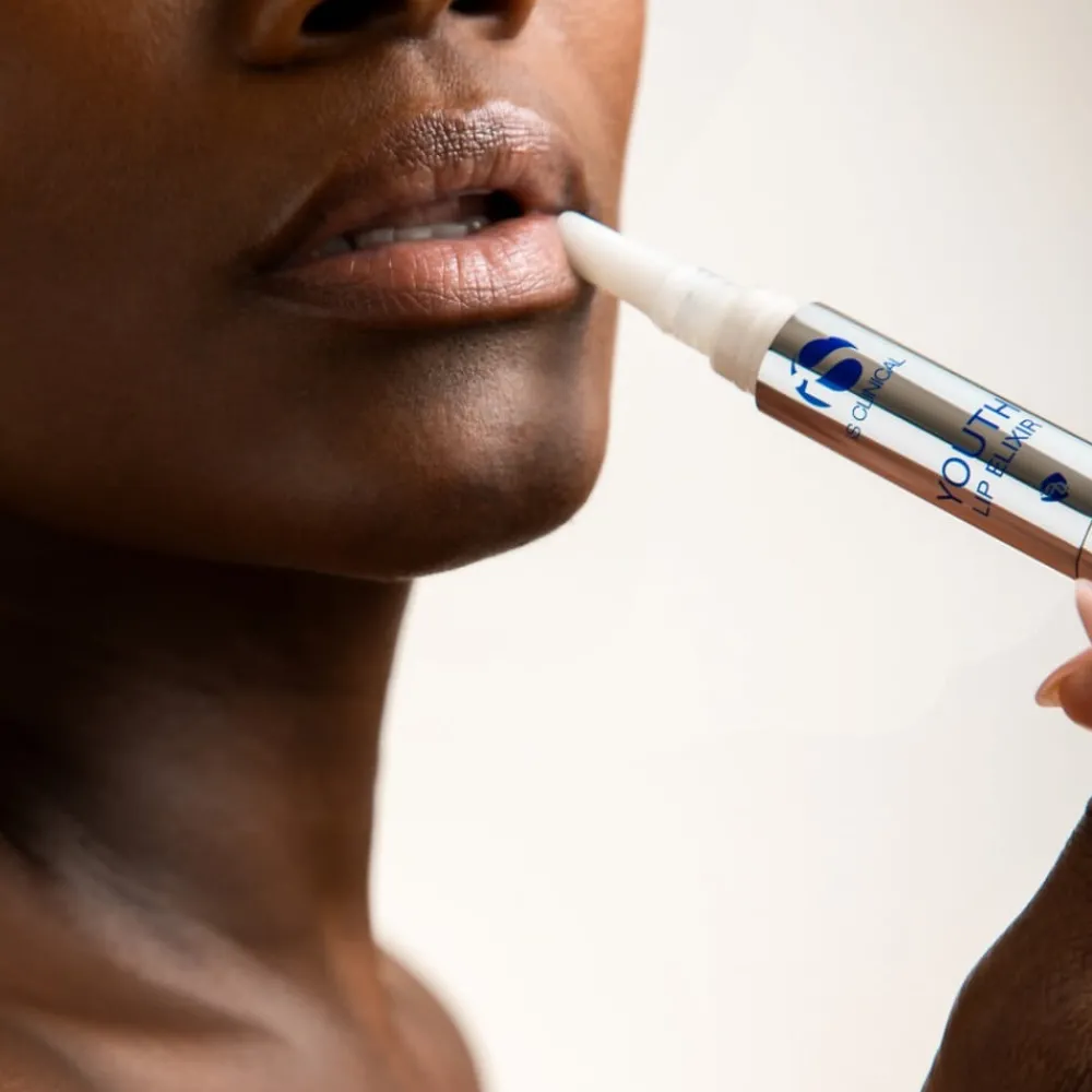 iS Clinical Leppepleie|Youth Lip Elixir